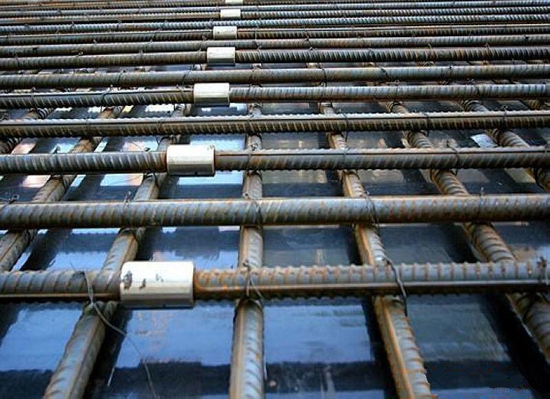 虹口为什么建楼房时，要在钢筋上加一排小圆环？原来作用这么大